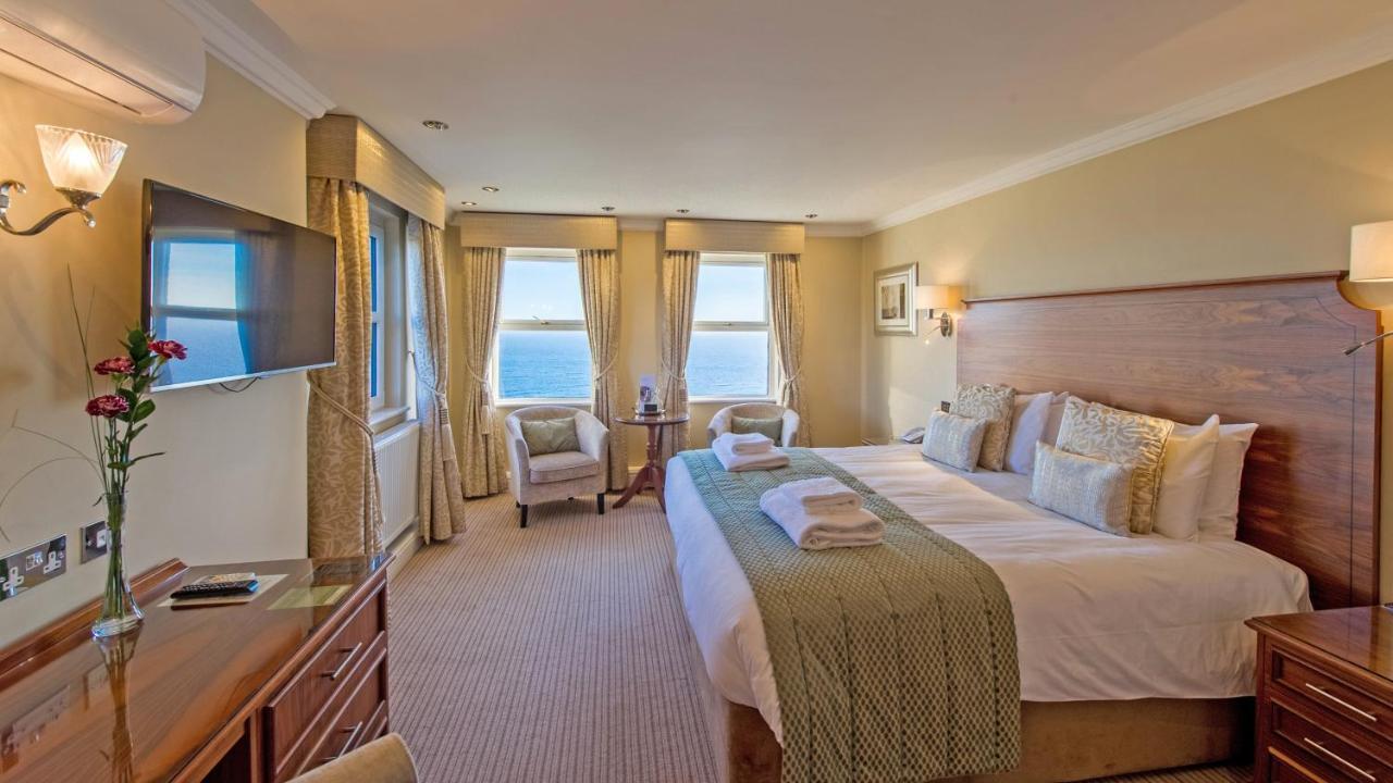 The Carlyon Bay And 4*