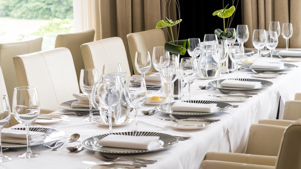 Отель The Carlyon Bay And 4*